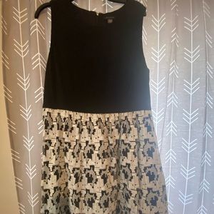 Tommy hilfiger Black and White dress